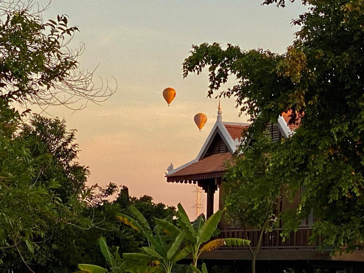 Mane Hariharalaya Hotel Siem Reap Eksteriør billede